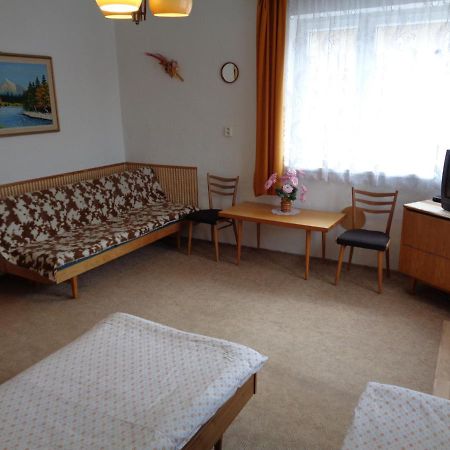 Hotel Holiday House Mirika Svaty Kriz Zewnętrze zdjęcie