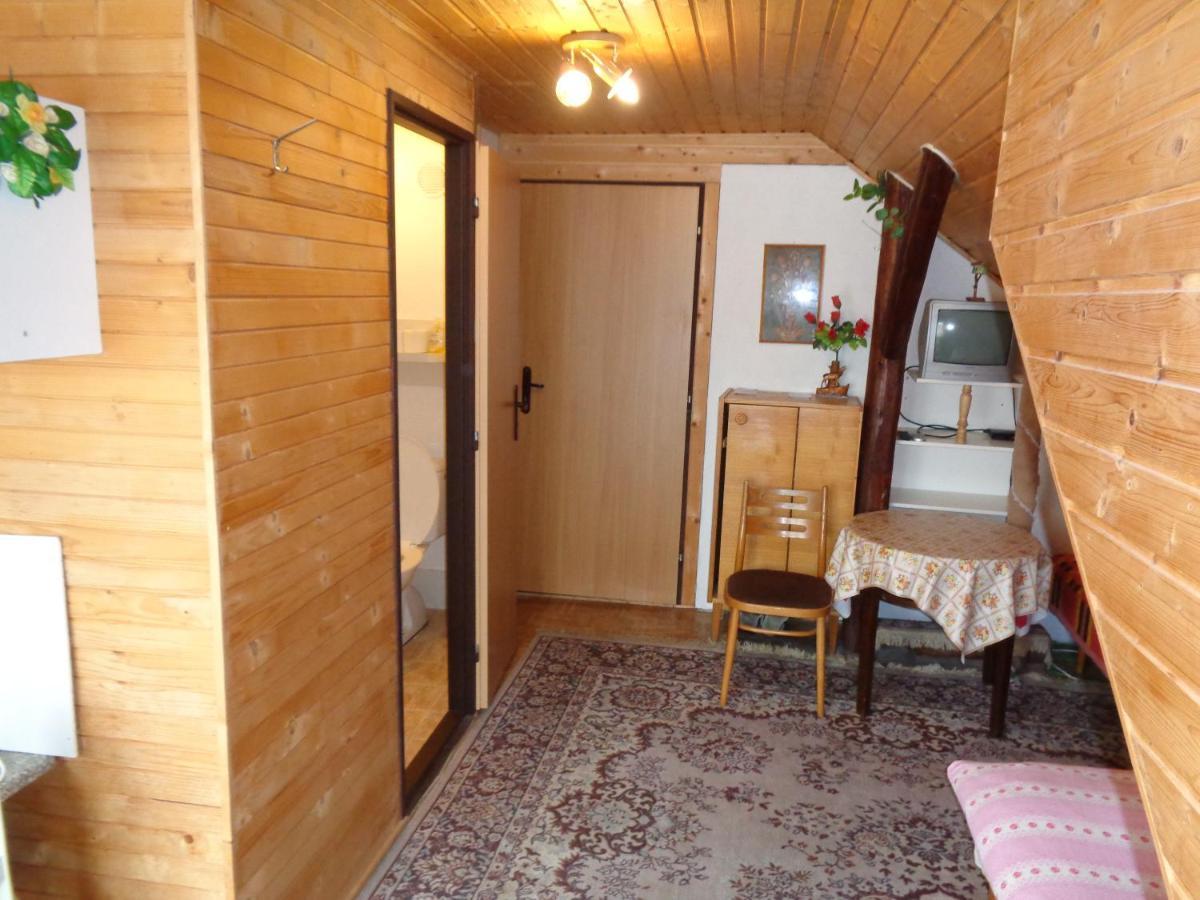 Hotel Holiday House Mirika Svaty Kriz Zewnętrze zdjęcie