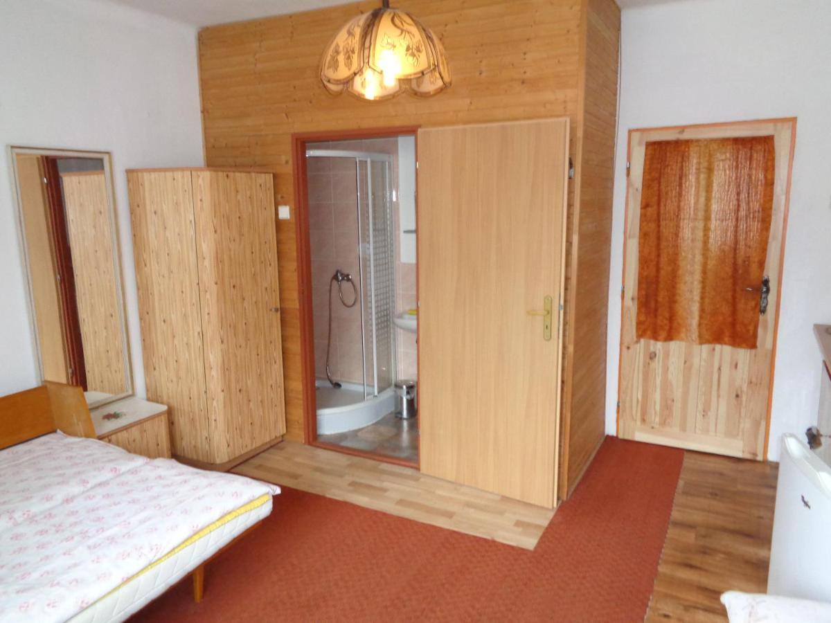 Hotel Holiday House Mirika Svaty Kriz Zewnętrze zdjęcie