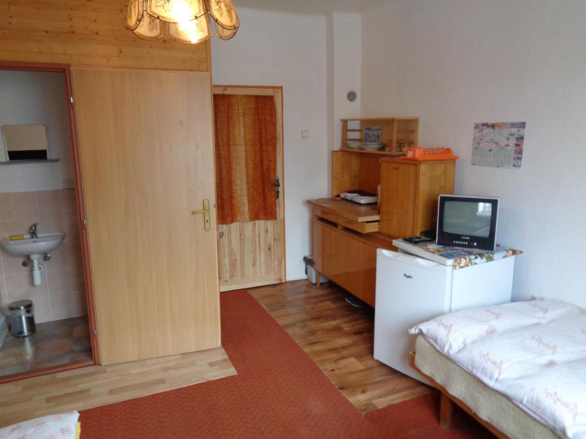 Hotel Holiday House Mirika Svaty Kriz Zewnętrze zdjęcie