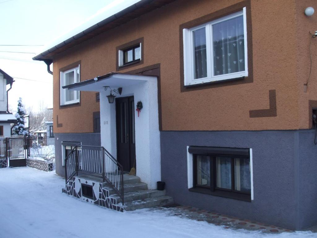 Hotel Holiday House Mirika Svaty Kriz Zewnętrze zdjęcie